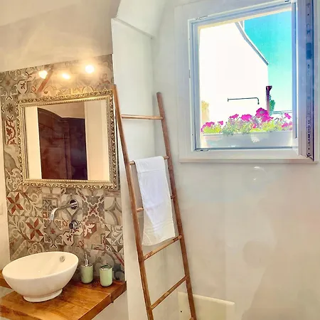 Corte Scarcia מלון דירות