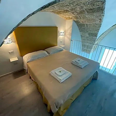 Apartahotel Corte Scarcia 3*