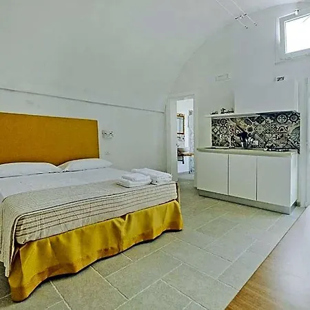Corte Scarcia Apartahotel Ugento