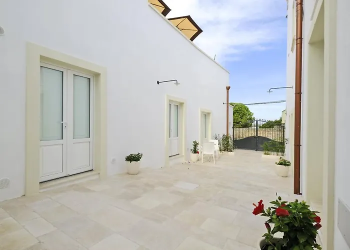 Aparthotel Corte Scarcia 3*